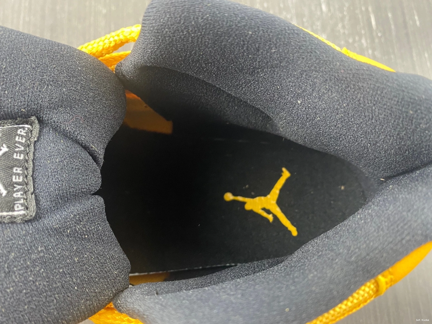 Air Jordan CT8012-118 11 White Retro Black Yellow 0114